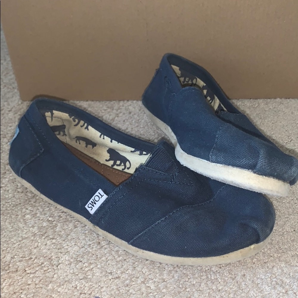 6.5 W Tom’s shoes